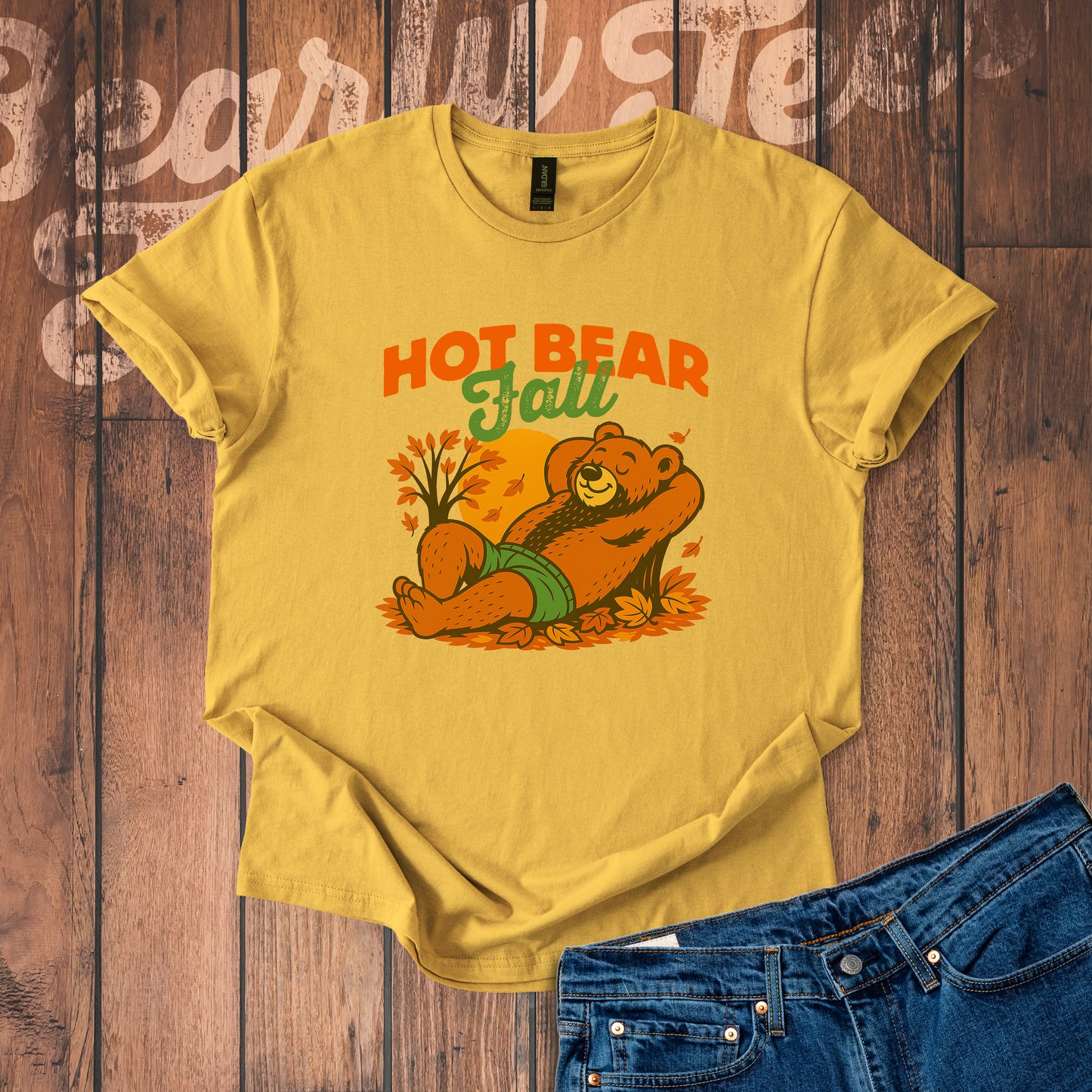 Hot bear fall T-Shirt