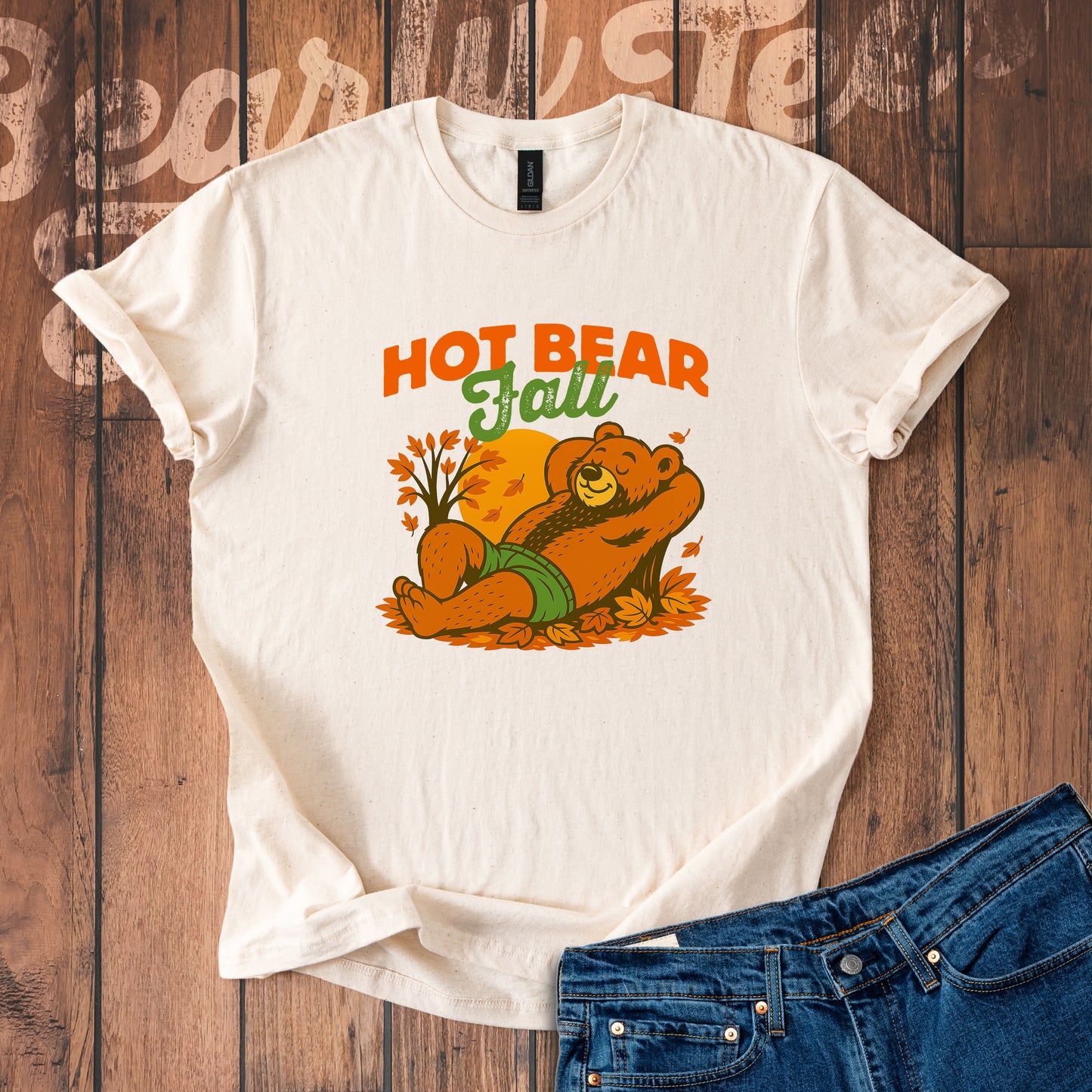 Hot bear fall T-Shirt